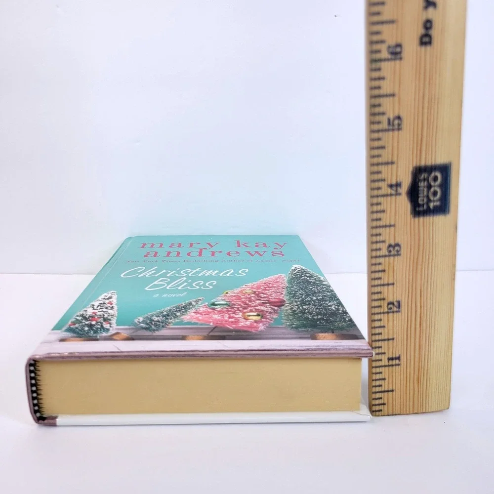 Mary Kay Andrews Christmas Bliss Large Print Hardcover Novel Book